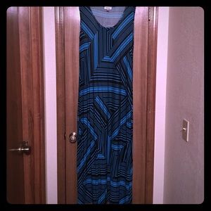 Sleeveless maxi dress